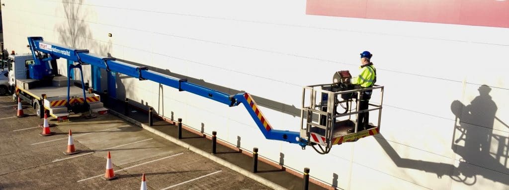 Smart Rent-All S33J 33m truck mounted cherry picker platform for hire